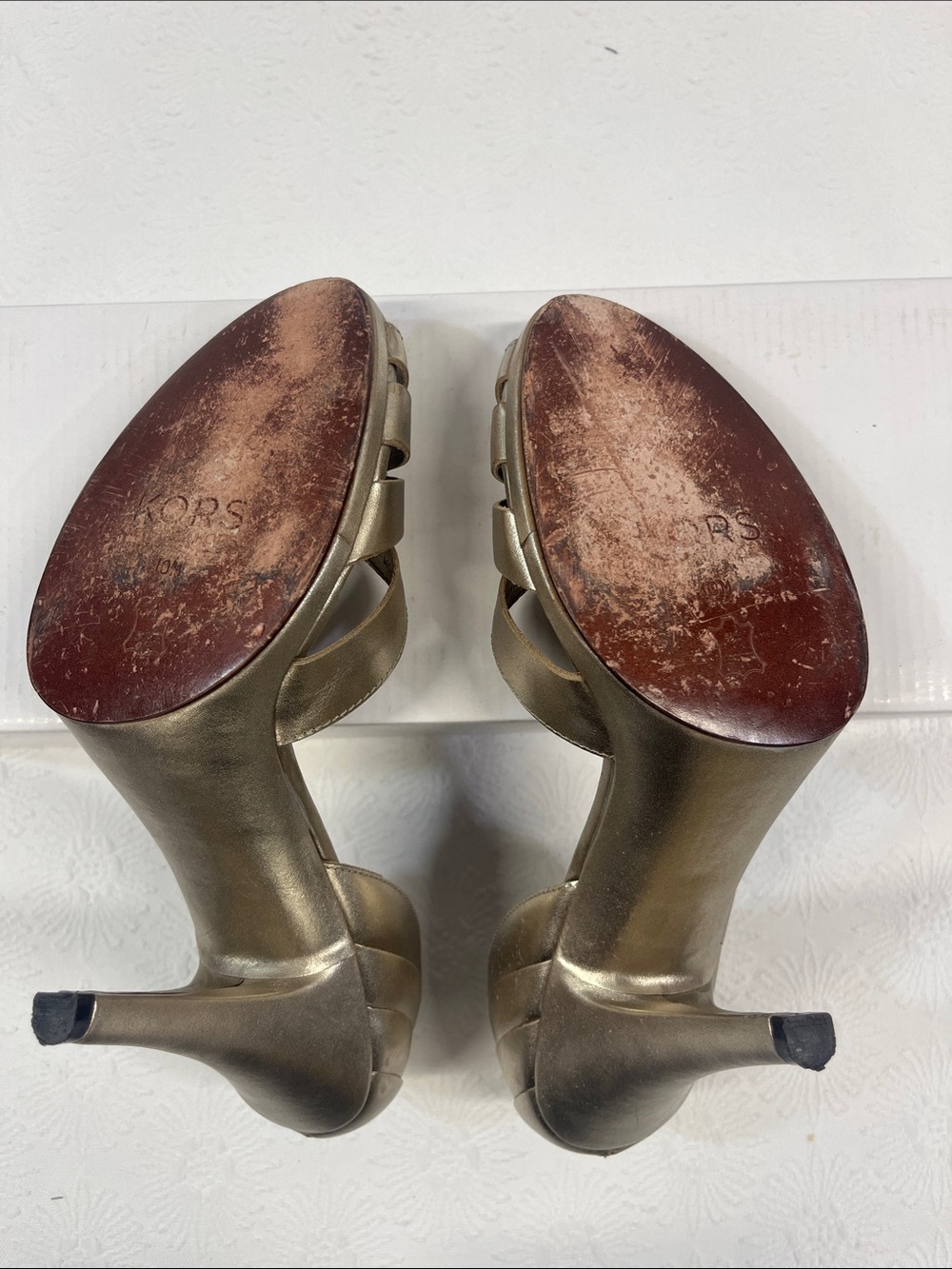Women's Metallic Gold Peep-Toe Heels - Picture 6 of 9